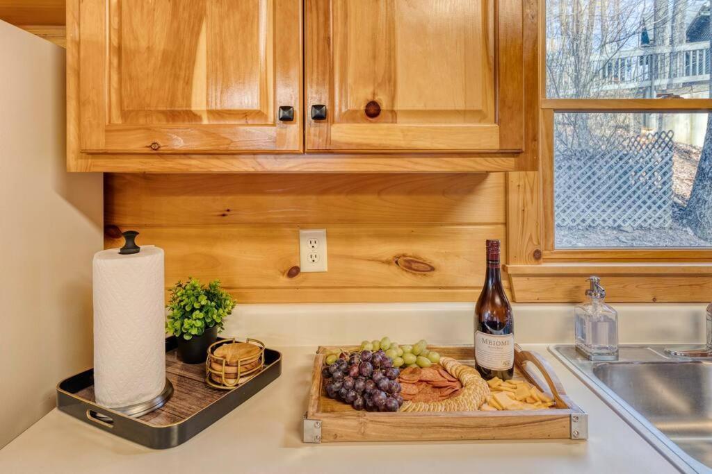 Mtn Cabin Sleeps 10 - 5 Mins To Fishing & Camping エリジェイ エクステリア 写真