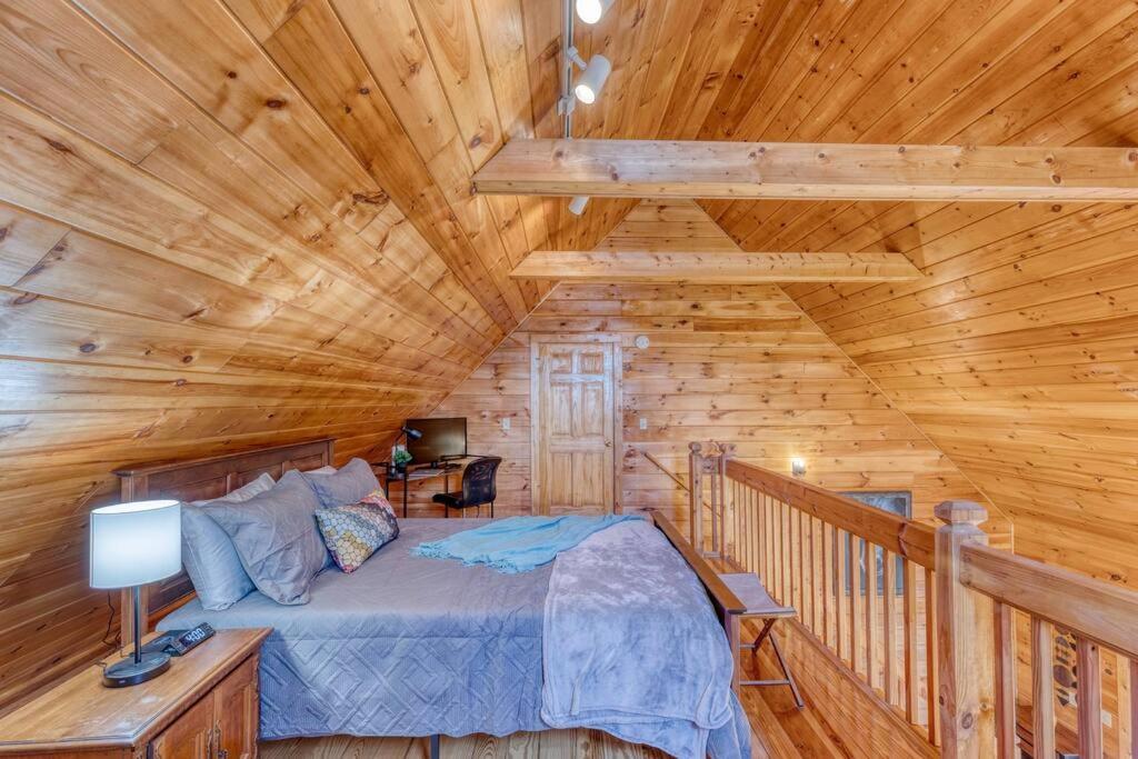 Mtn Cabin Sleeps 10 - 5 Mins To Fishing & Camping エリジェイ エクステリア 写真