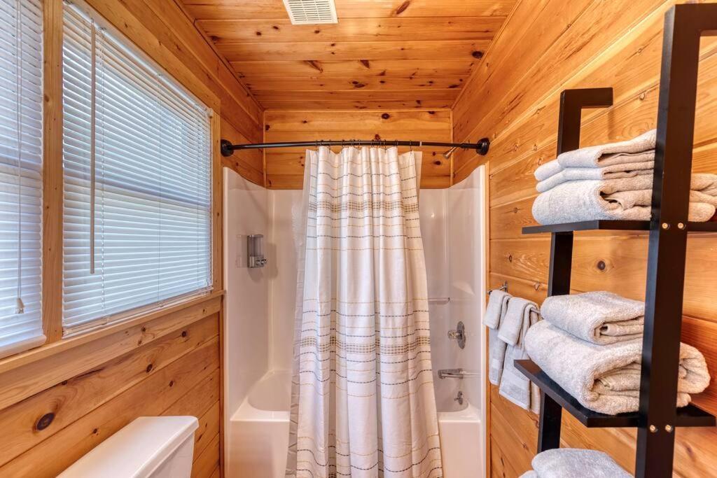Mtn Cabin Sleeps 10 - 5 Mins To Fishing & Camping エリジェイ エクステリア 写真