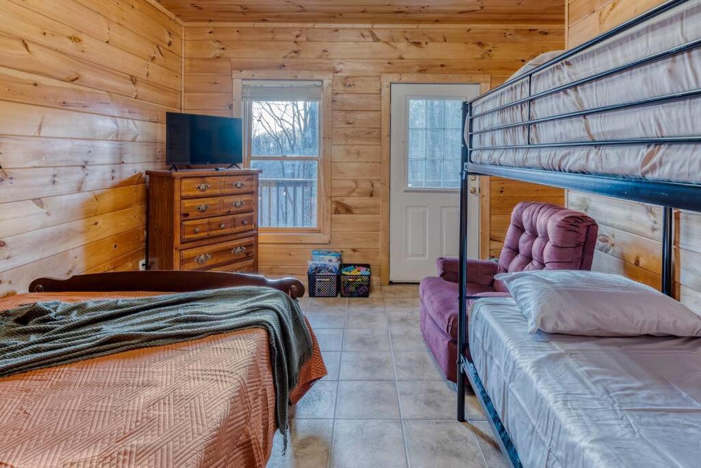 Mtn Cabin Sleeps 10 - 5 Mins To Fishing & Camping エリジェイ エクステリア 写真